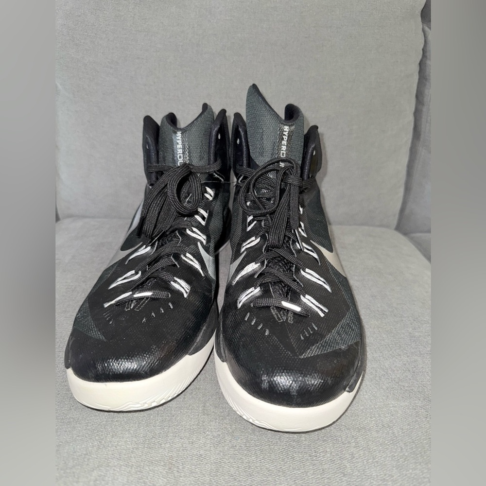 Nike Hyperdunk - image 2